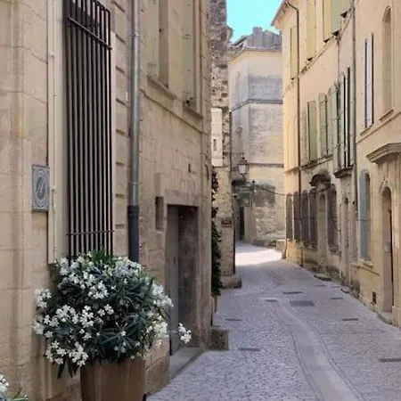 2 Bed/bath House Steps From Place Aux Herbes Casa vacanze Uzès