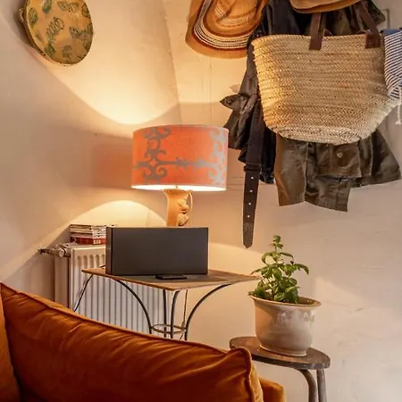 2 Bed/bath House Steps From Place Aux Herbes Casa vacanze Uzès