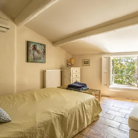 2 Bed/bath House Steps From Place Aux Herbes Casa vacanze Uzès